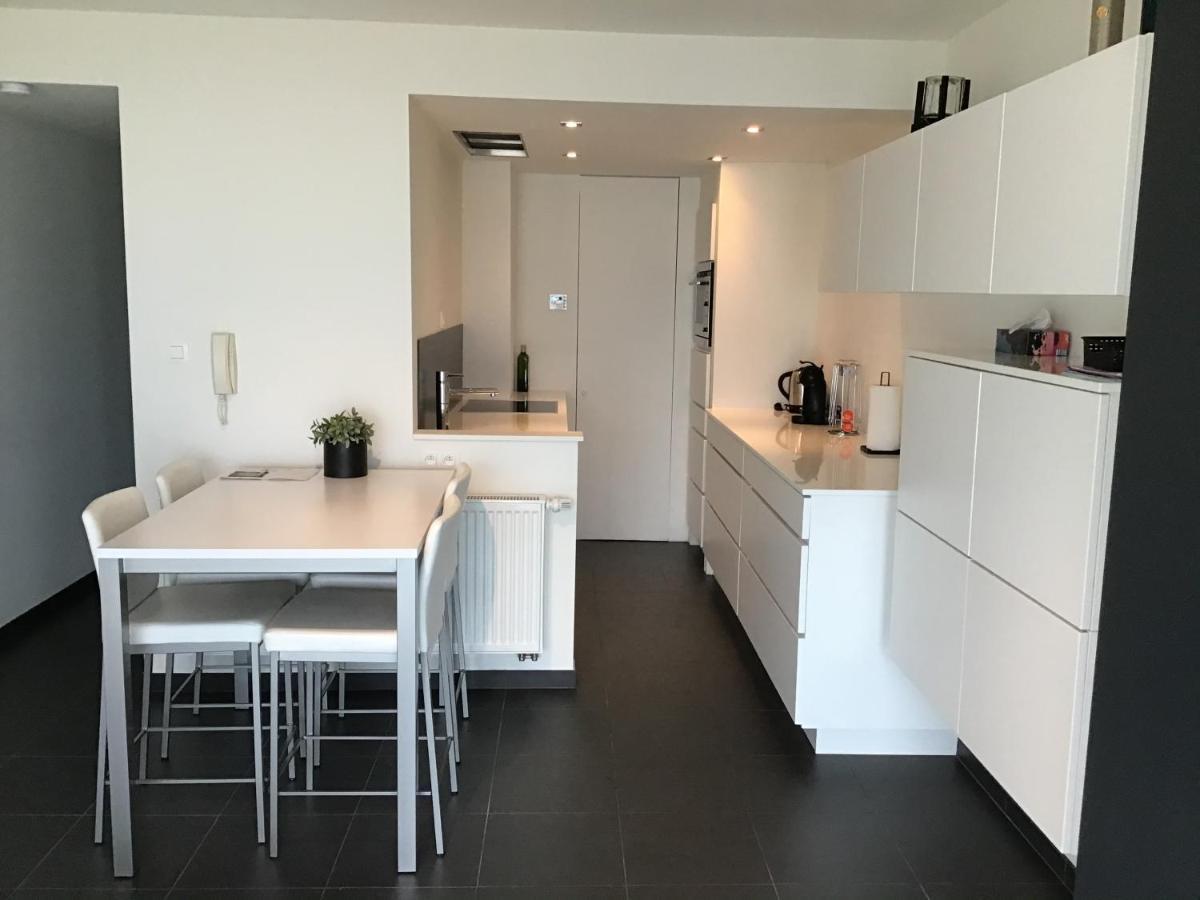 Marjolaine Zeezicht - Nieuwpoort-bad Met Gratis Garagebox Appartement Nieuport